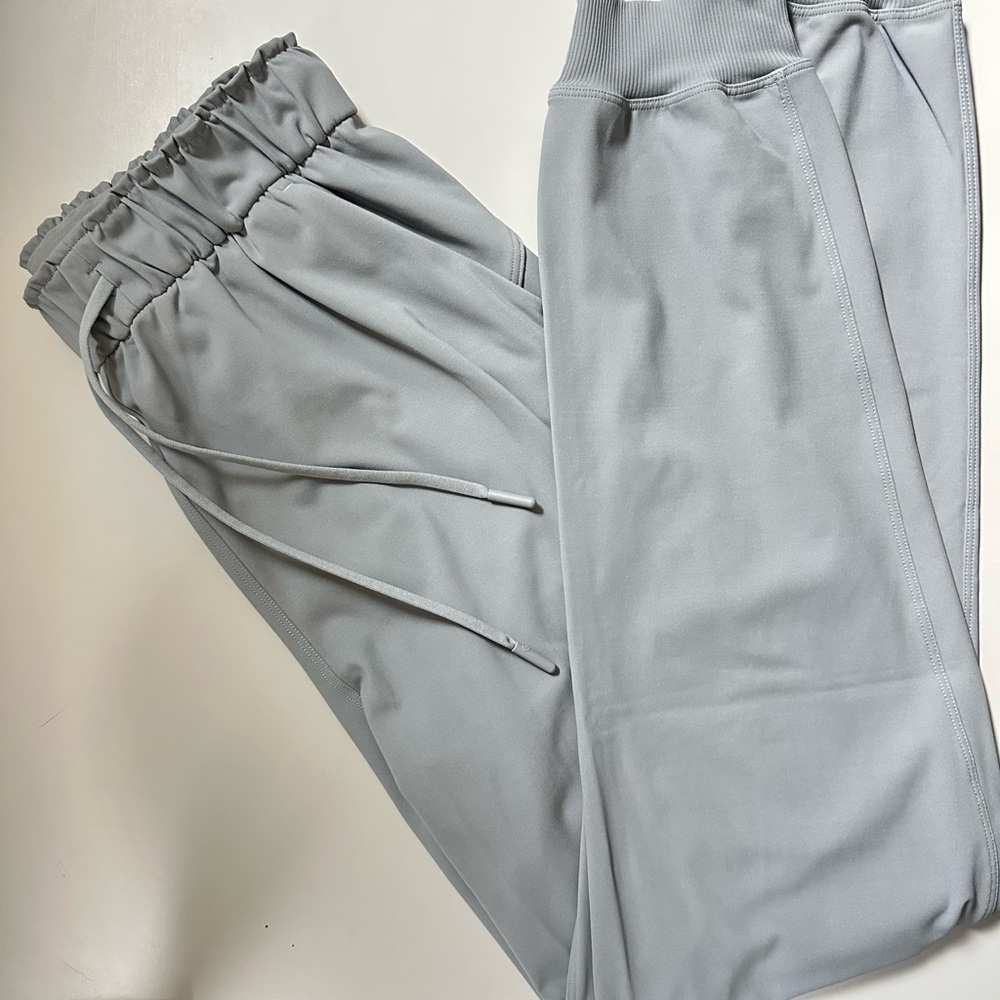 Lululemon Stretch High-Rise Jogger *Full Length in Rhino Grey Size 4